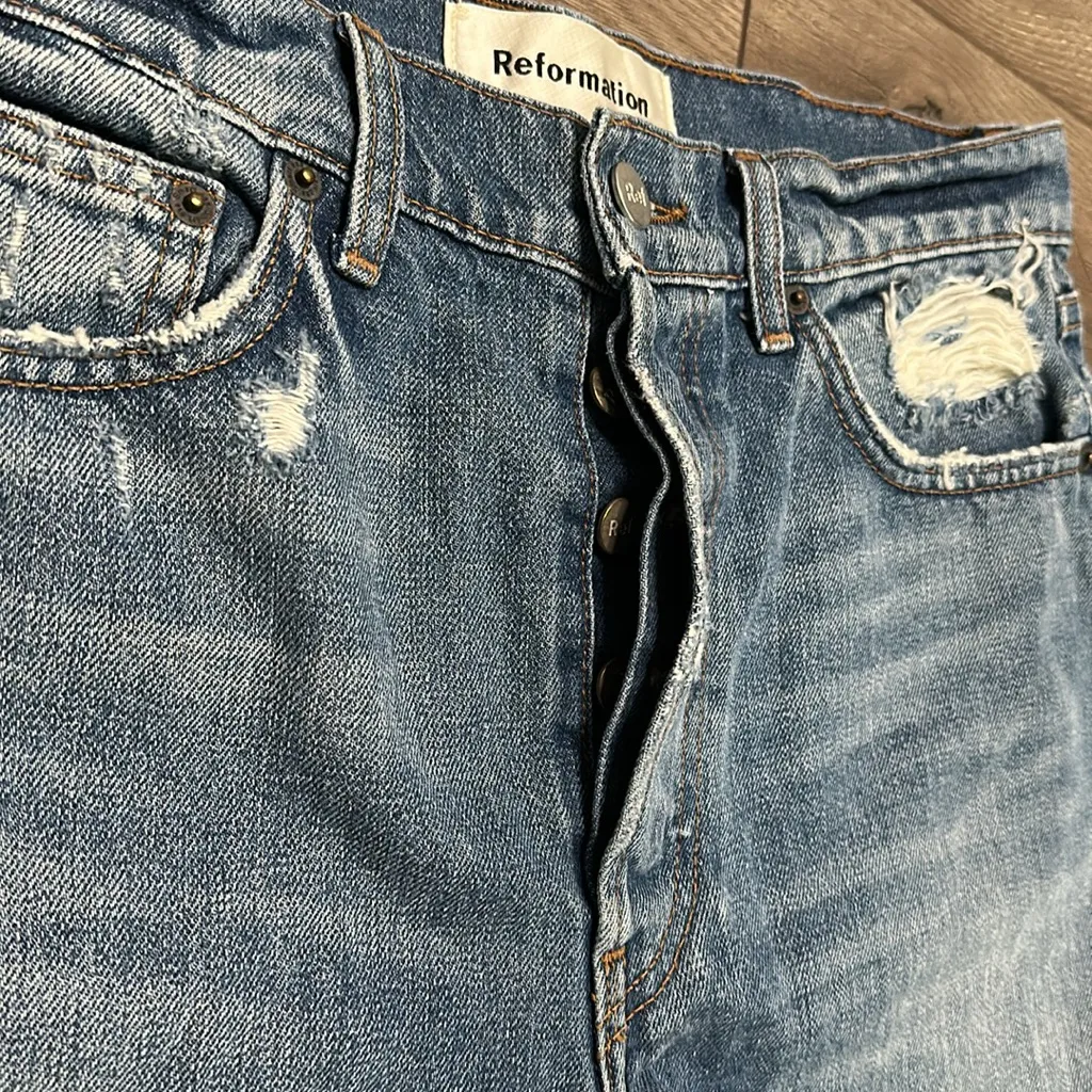 Reformation Dixie High Rise Button Fly Distressed Blue Jean Shorts Size 27‎ - Image 4