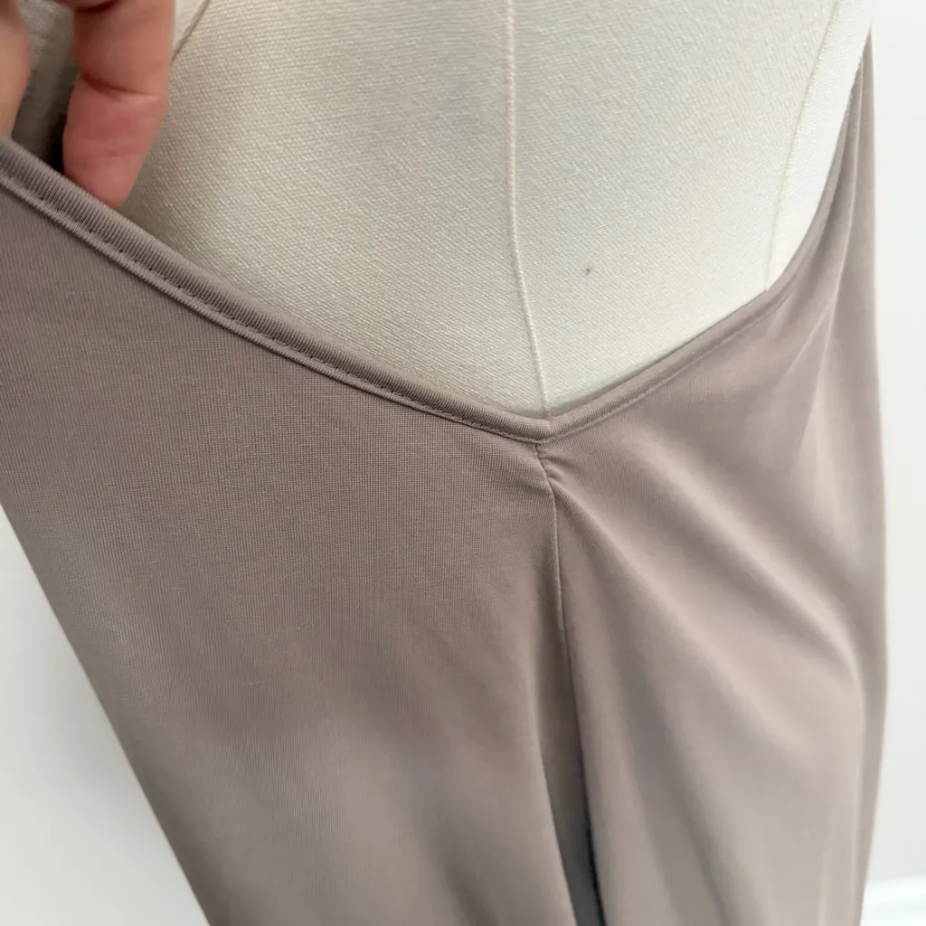 Ee:some Tank Top Halter Swing Relaxed Beach Lounge Travel Taupe Beige Neutral Gray Size L - Image 9