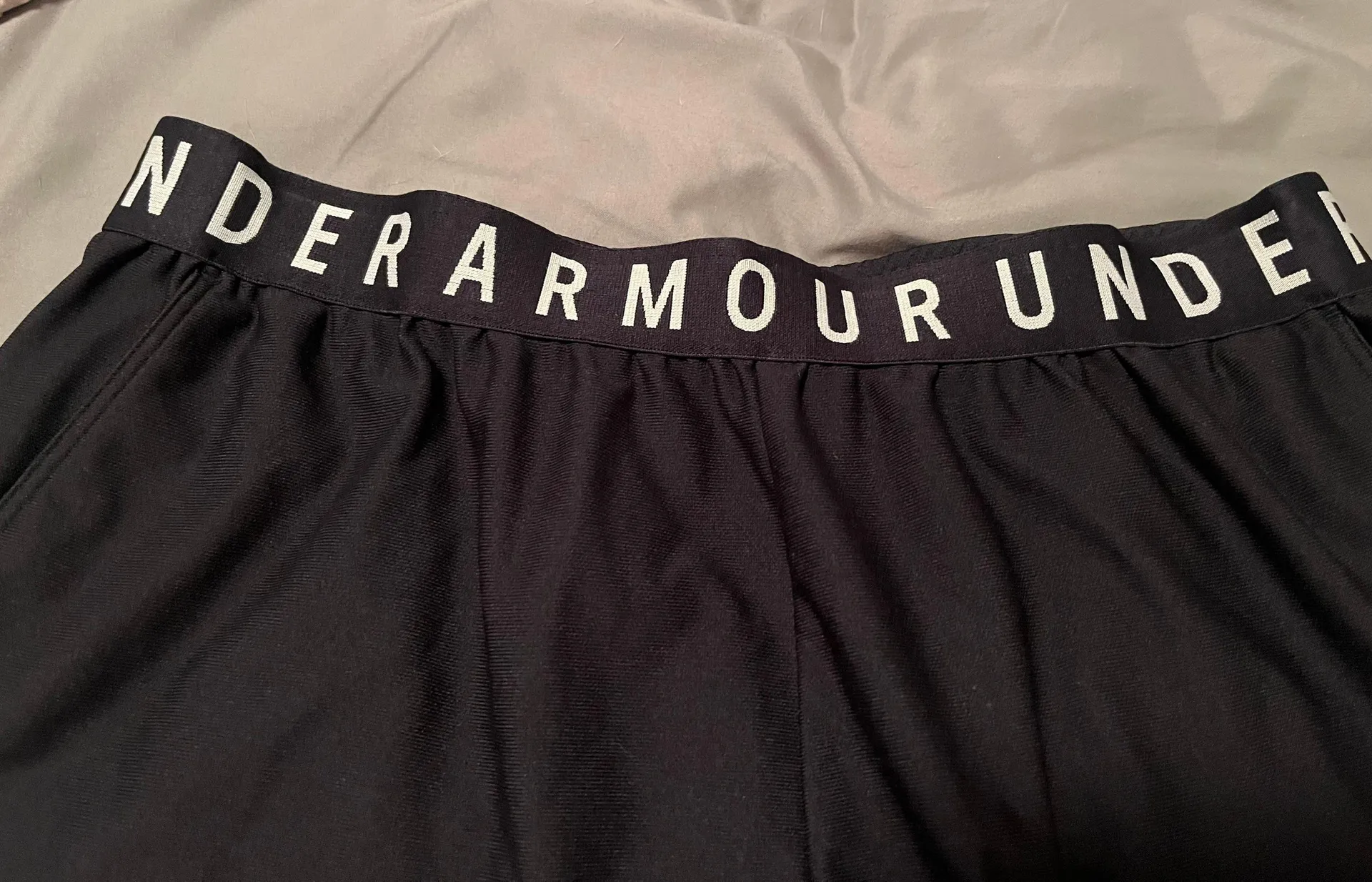 Under Armour Black & White Shorts - Image 3