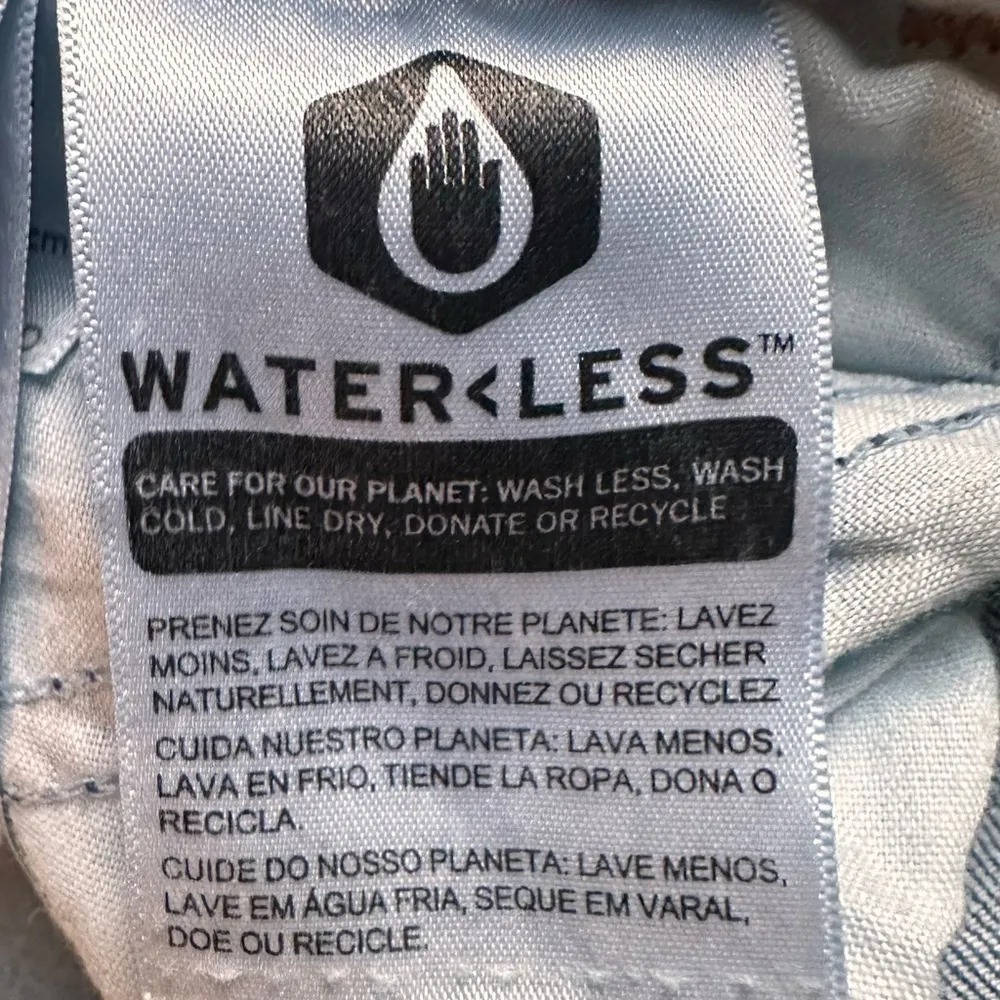 Levi’s Mile High Cropped Wide Leg Jeans Women’s Size 30 High Rise Button-Fly - Image 10