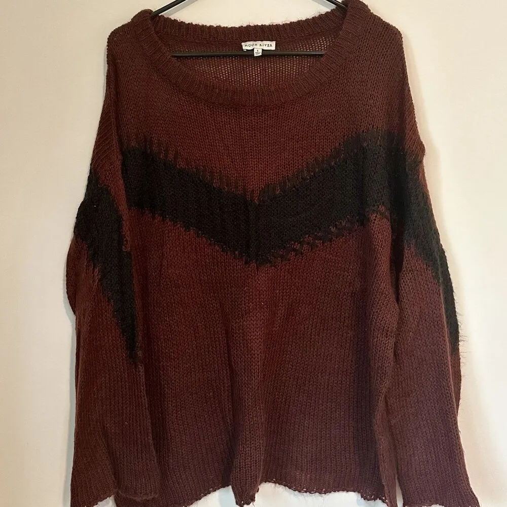 Moon River Maroon and Black Oversized Knit Sweater - Large - Image 2