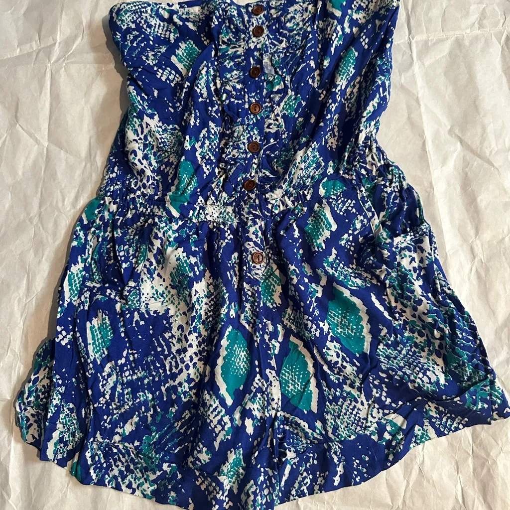 Derek Heart Blue and White Patterned Garment - Image 2