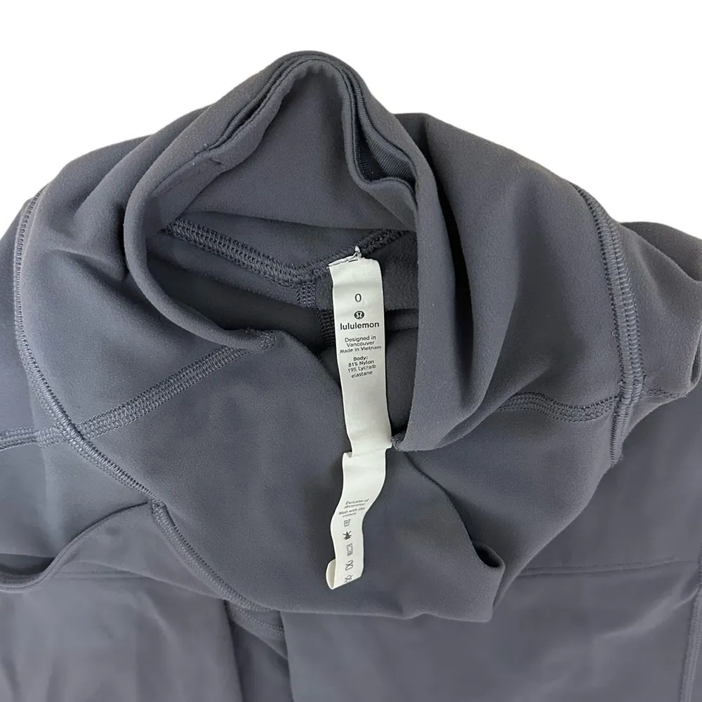 Lululemon Align Jogger Crop in Graphite Gray Size 0 - Image 4