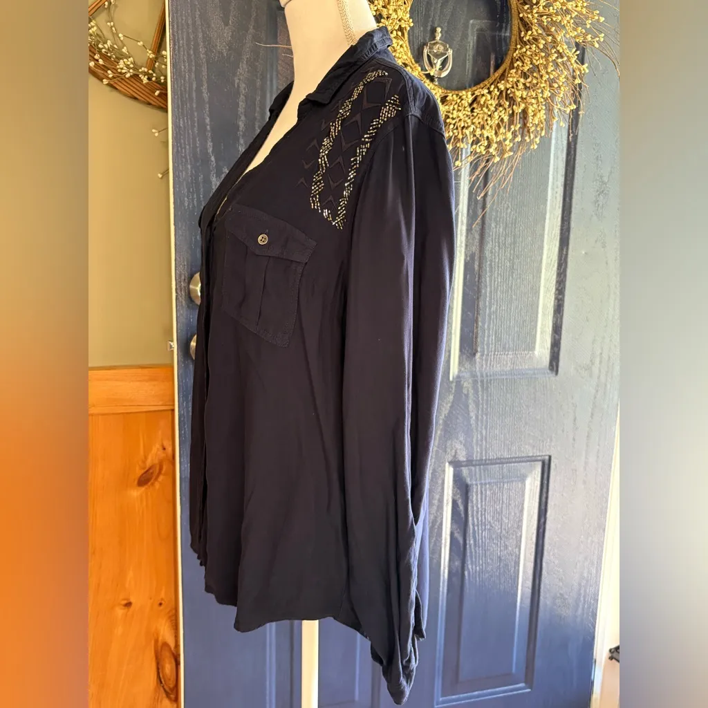 Rock & Republic Black Button-Down Shirt with Silver Accents - Image 3