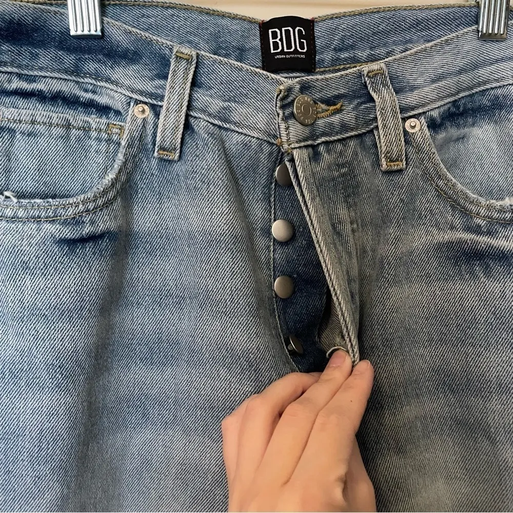 Light Wash Exposed Seam High Rise Slim Straight Jeans - Image 2