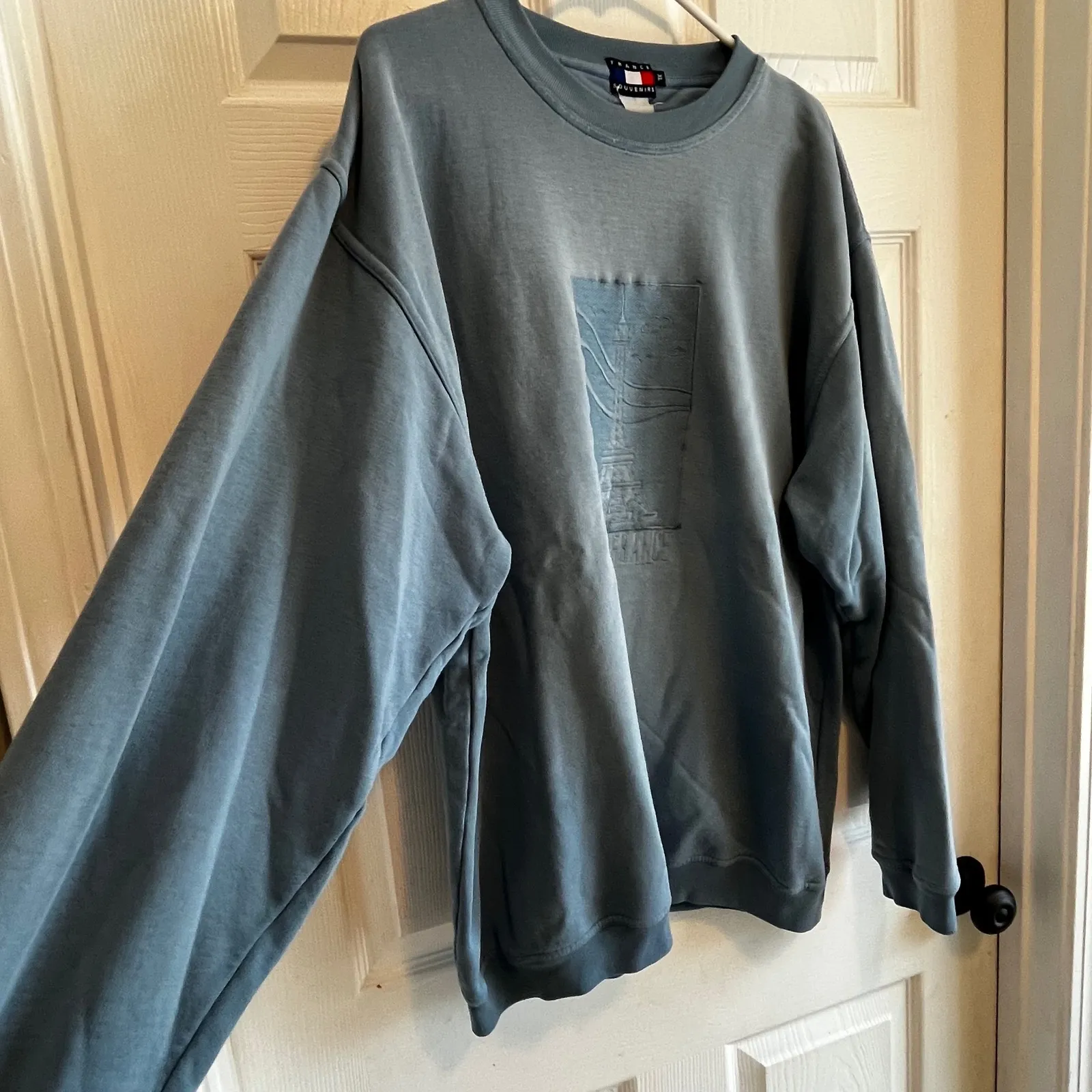 France Souvenirs Paris Eiffel Tower Graphic Sweatshirt Womens Size XL Blue - Image 5