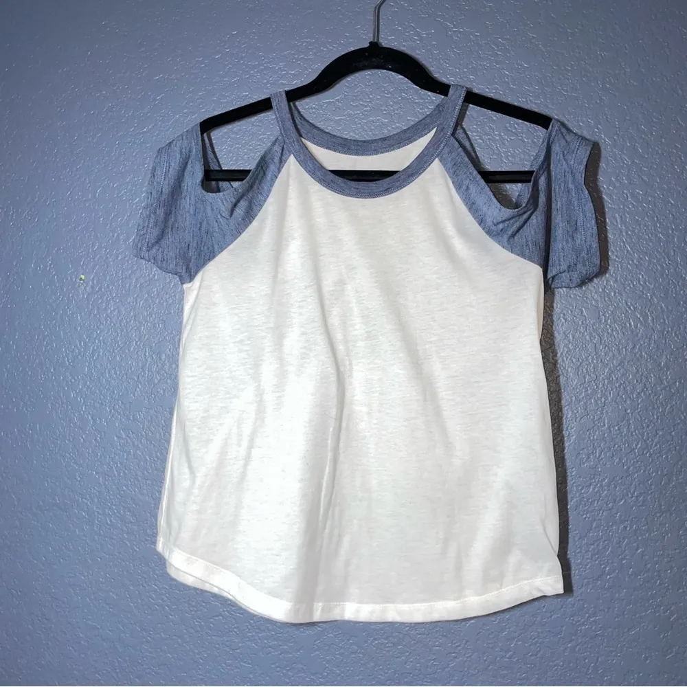 Cold-Shoulder Baseball T-Shirts Womens X-Small
White Navy Graphic T-Shirt top - Image 2