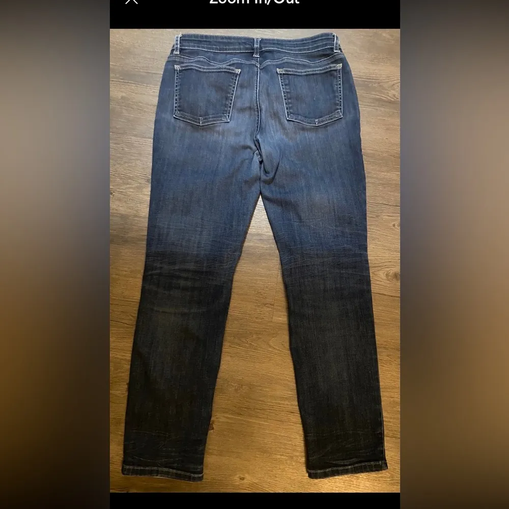 Eileen Fisher straight legged jean. Size 6 - Image 4