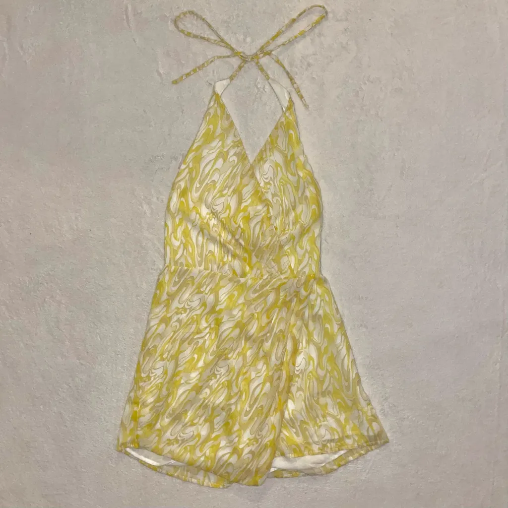 VESTIQUE Boutique Halter Romper size Small - Image 2