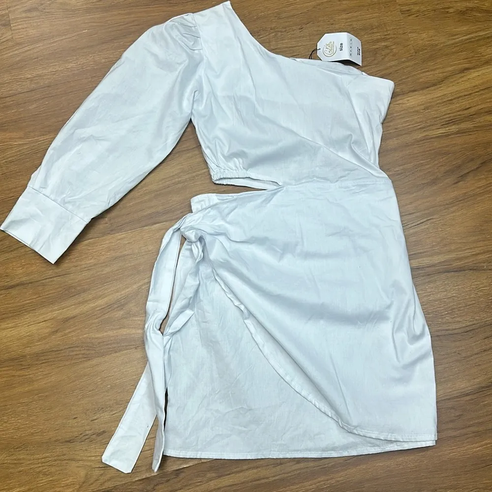 NWT White One Shoulder Cut Out Side Wraped Tie Long Sleeve Bodycon Sz One Size - Image 3