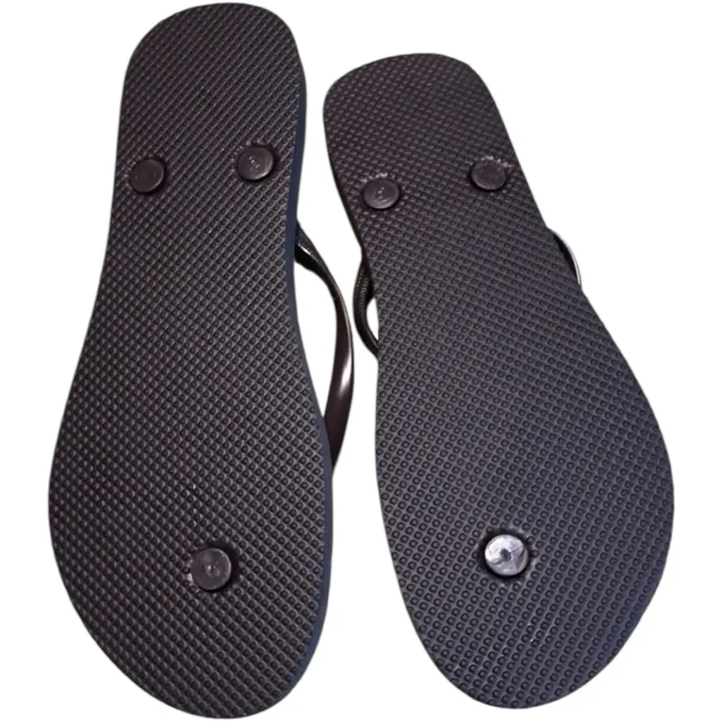 Old Navy Brown Flip Flops Sz 9 - Image 2