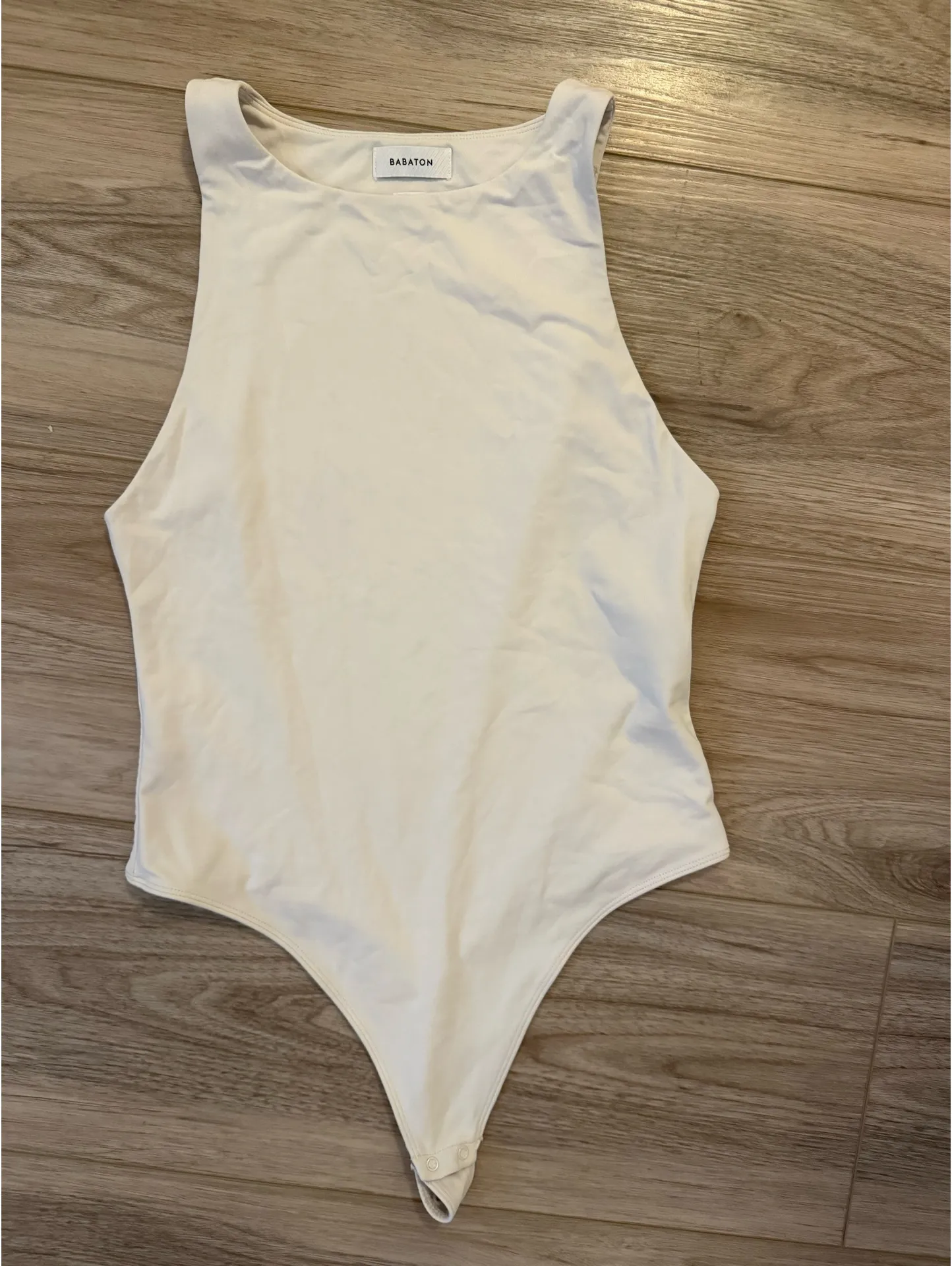 Aritzia Babaton Contour 90s Bodysuit in Matte Pearl - Image 3