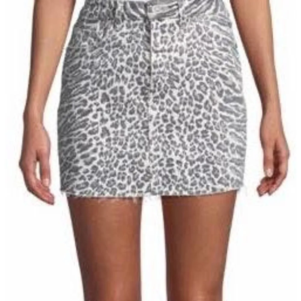 Current/Elliott 5-Pocket Leopard-Print Denim Skirt - Image 3