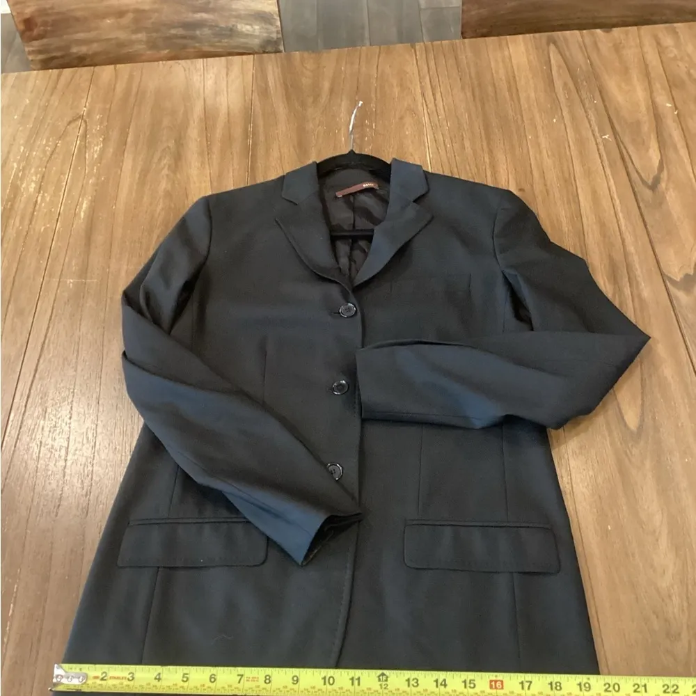 Authentic Bally Women's black 3 button office jacket Blazer size 6 - Image 9