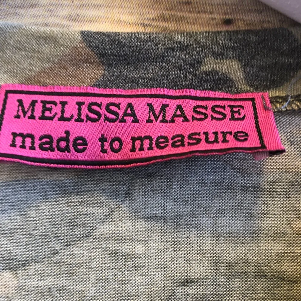 Melissa Masse Tiger Patch Camo Tee Size XS NWOT - Image 3