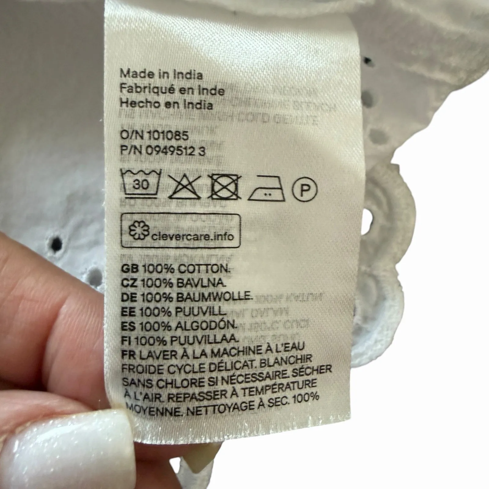 H&M Women's White Eyelet Cotton Tank Top Small Eyelet Lace Cami Romantic Boho - Image 6