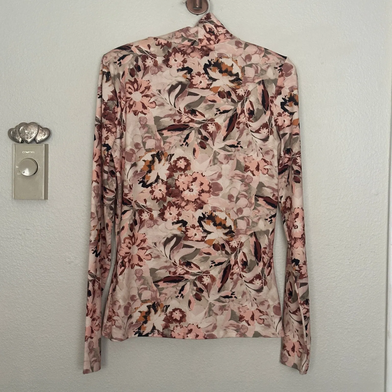Aritzia Wilfred Cheval Floral Mock Neck Top Womens M Multicolor Body Contour - Image 3