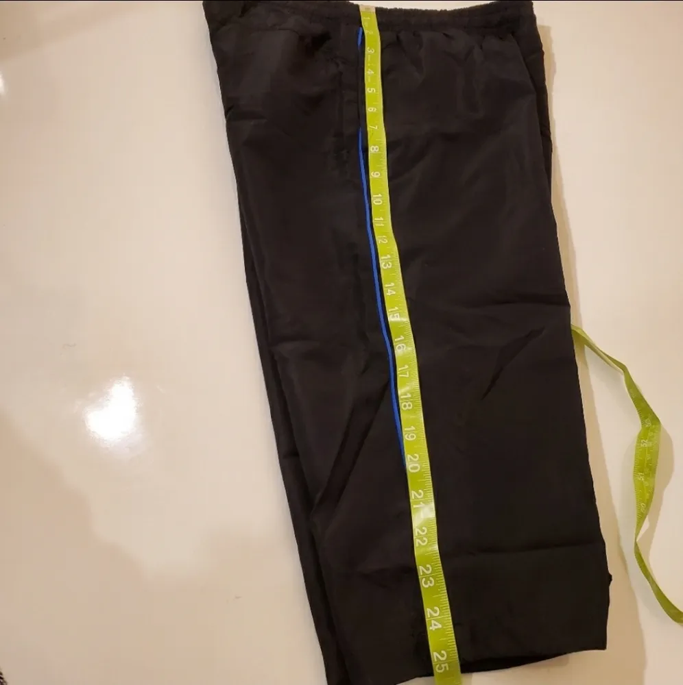 Nike Black Capris With Lining and Blue Accent Extra Small XS - Image 9