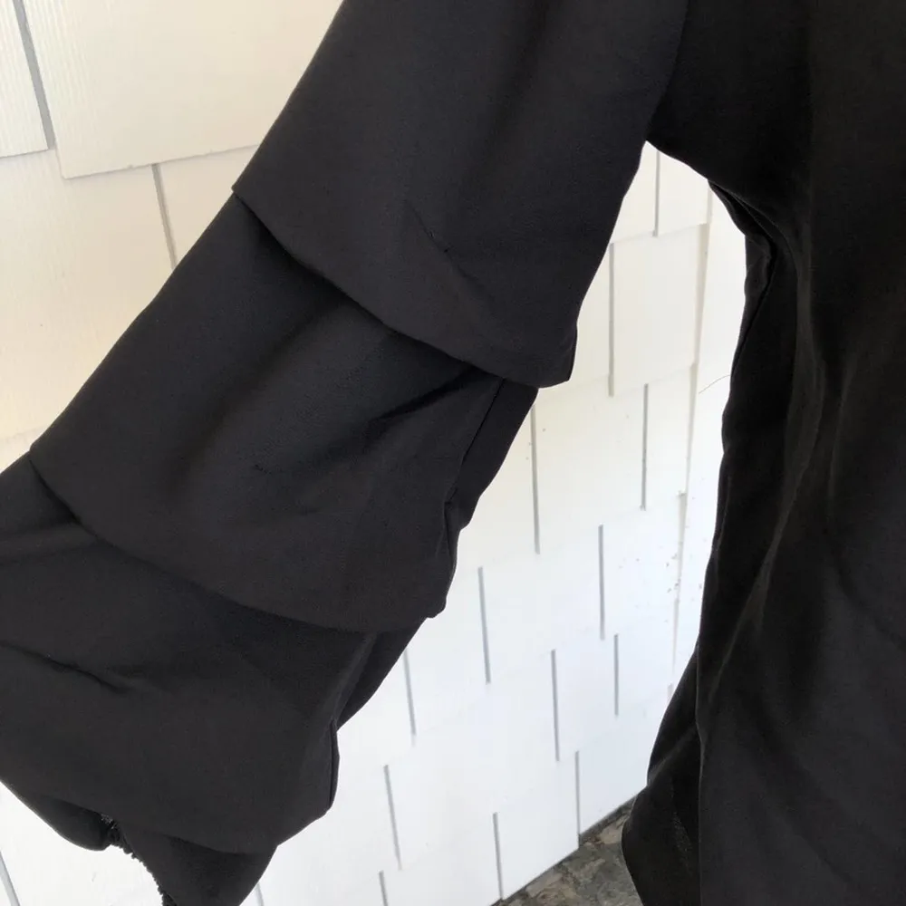 Bar III Women's Black Long Tiered Sleeve Faux Wrap Surplice Neck Blouse sz M - Image 2