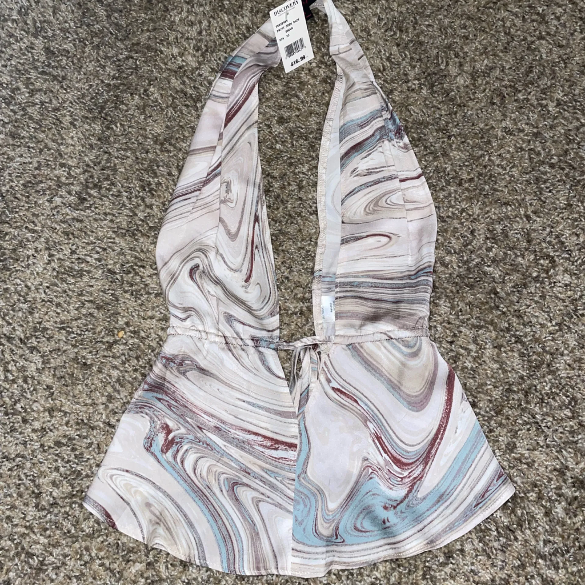 NWT-discovery marble halter top and slit skirt set - Image 3