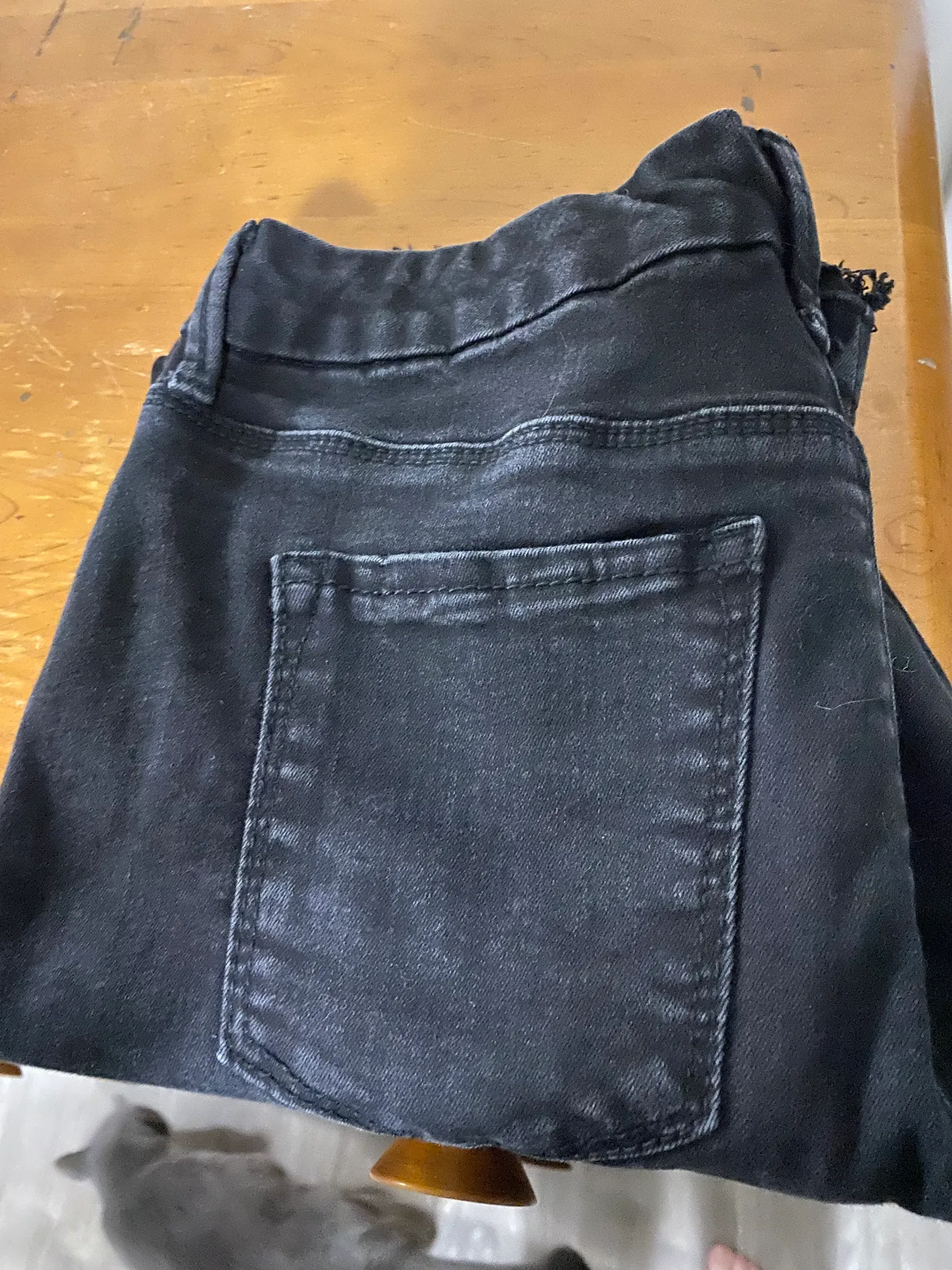 Bandolino Black Ripped Jeans - Image 4