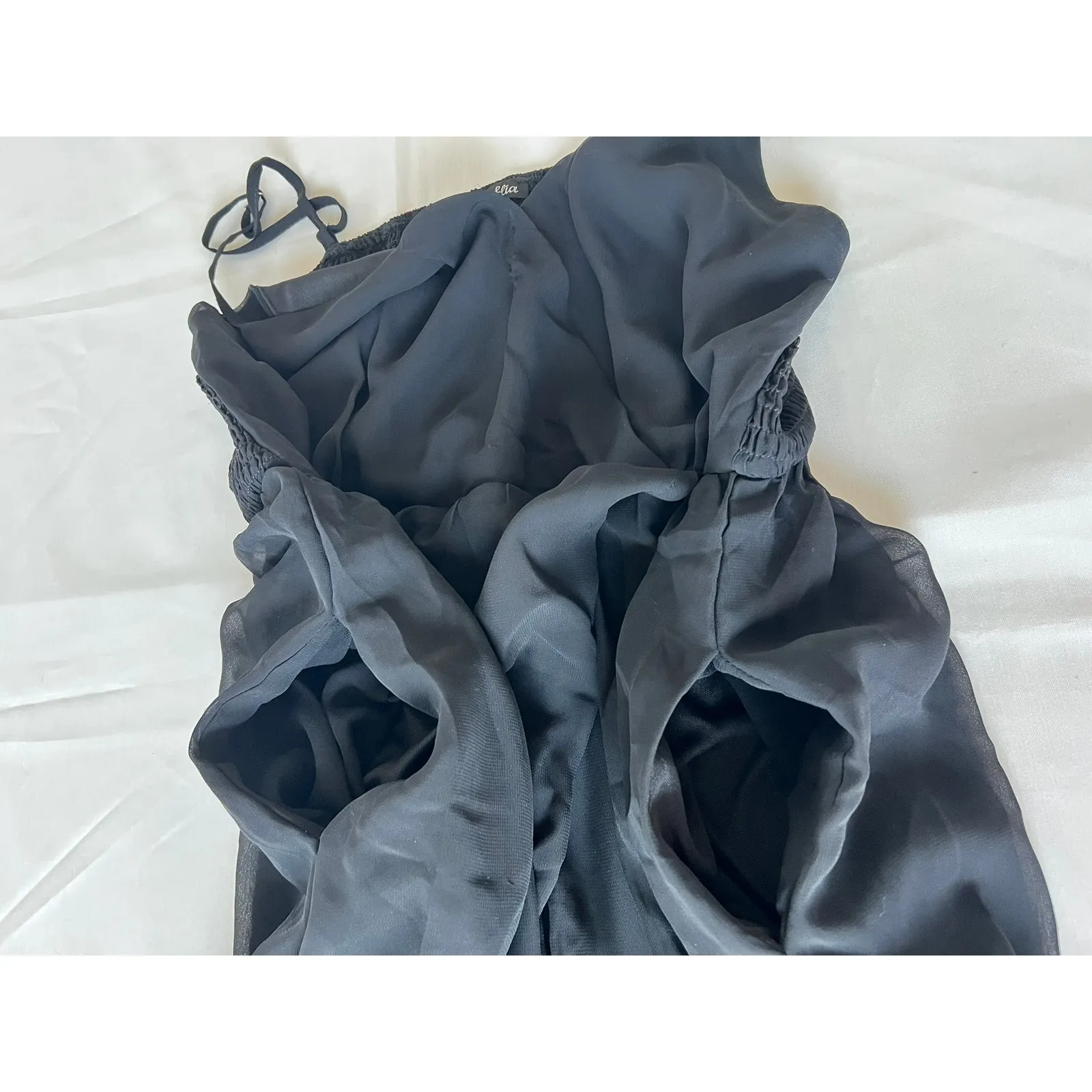 Amellia dress women’s size medium black flowy adjustable strap with pockets - Image 6