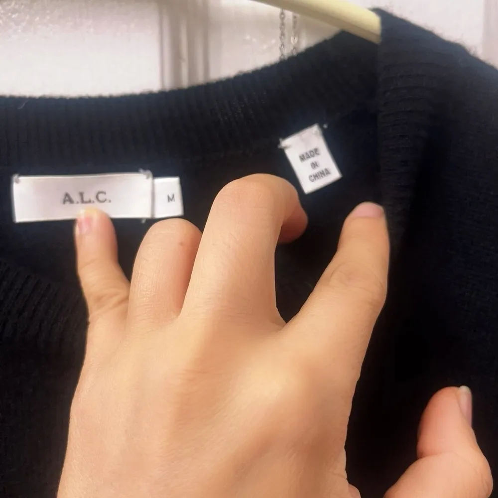 A.L.C.
Edith cutout knitted sweater wool blend cashmere M - Image 6