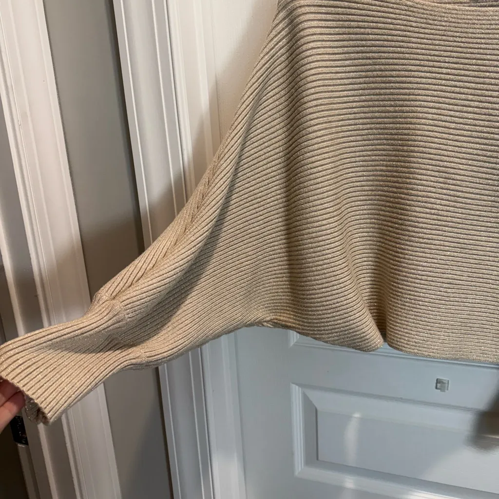 Lush Ribbed Beige Women's Sweater size L - Image 7