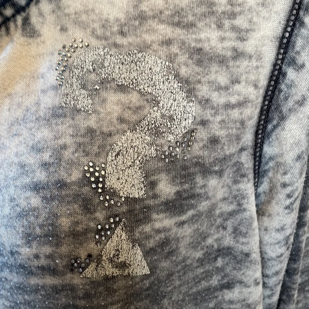 Guess 1981 Hoodir - Image 8