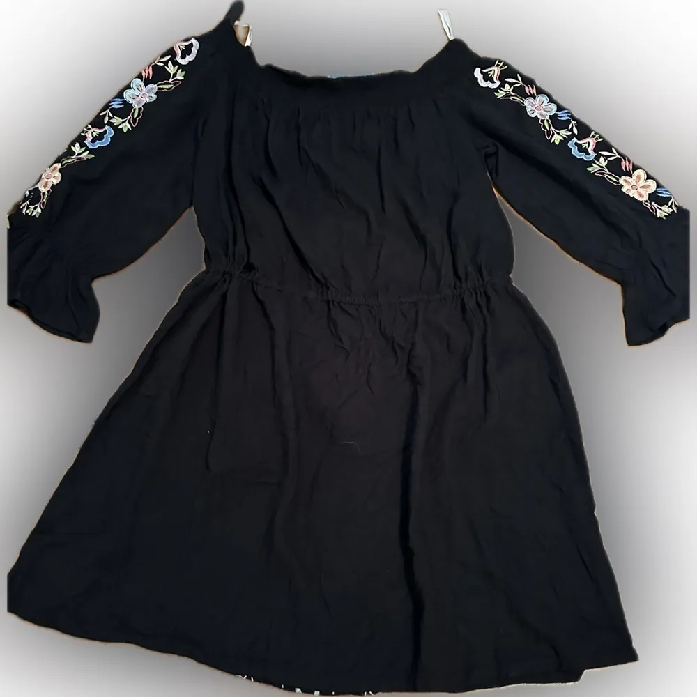 NWT Blue Island embroidered - Boho Dress SzM - Image 4