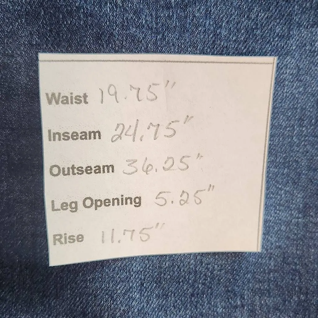 Lane Bryant Cropped Jeans Size 22 Plus Size Cropped Denim with Faded Details - Image 8