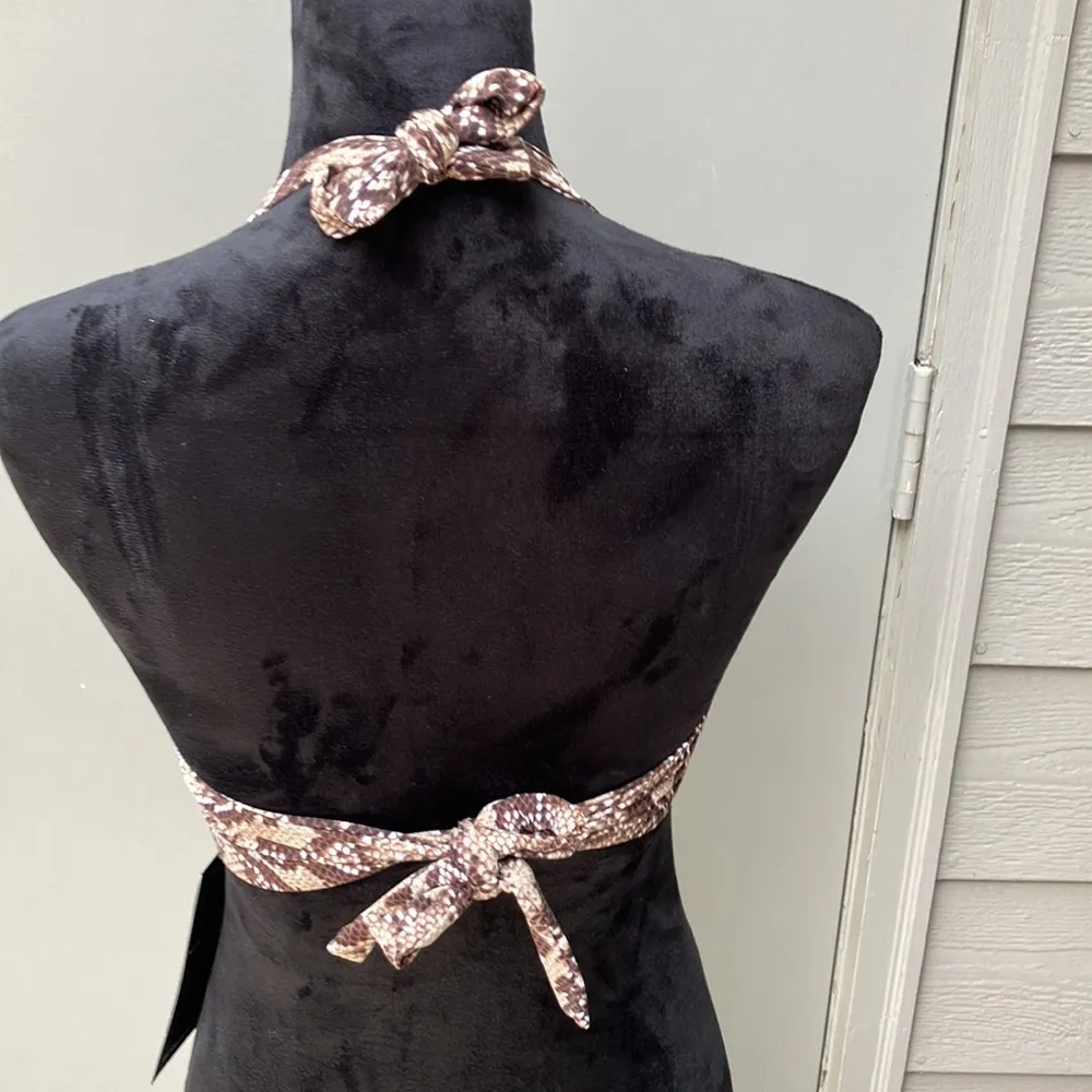 Coco Reef brown, tan, white reptile print halter style bikini top size 36/38 C - Image 10