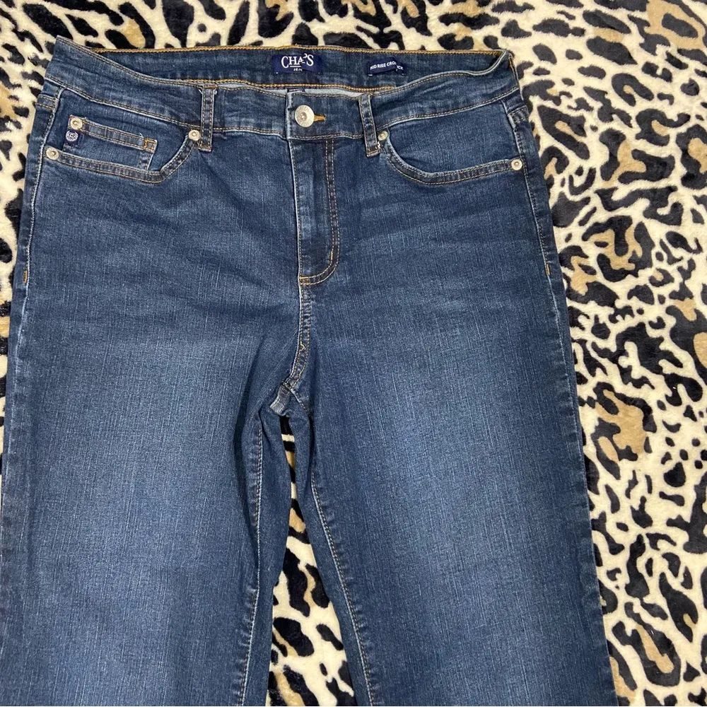 CHAPS  mid rise crop kick jeans size 12/31 - Image 2