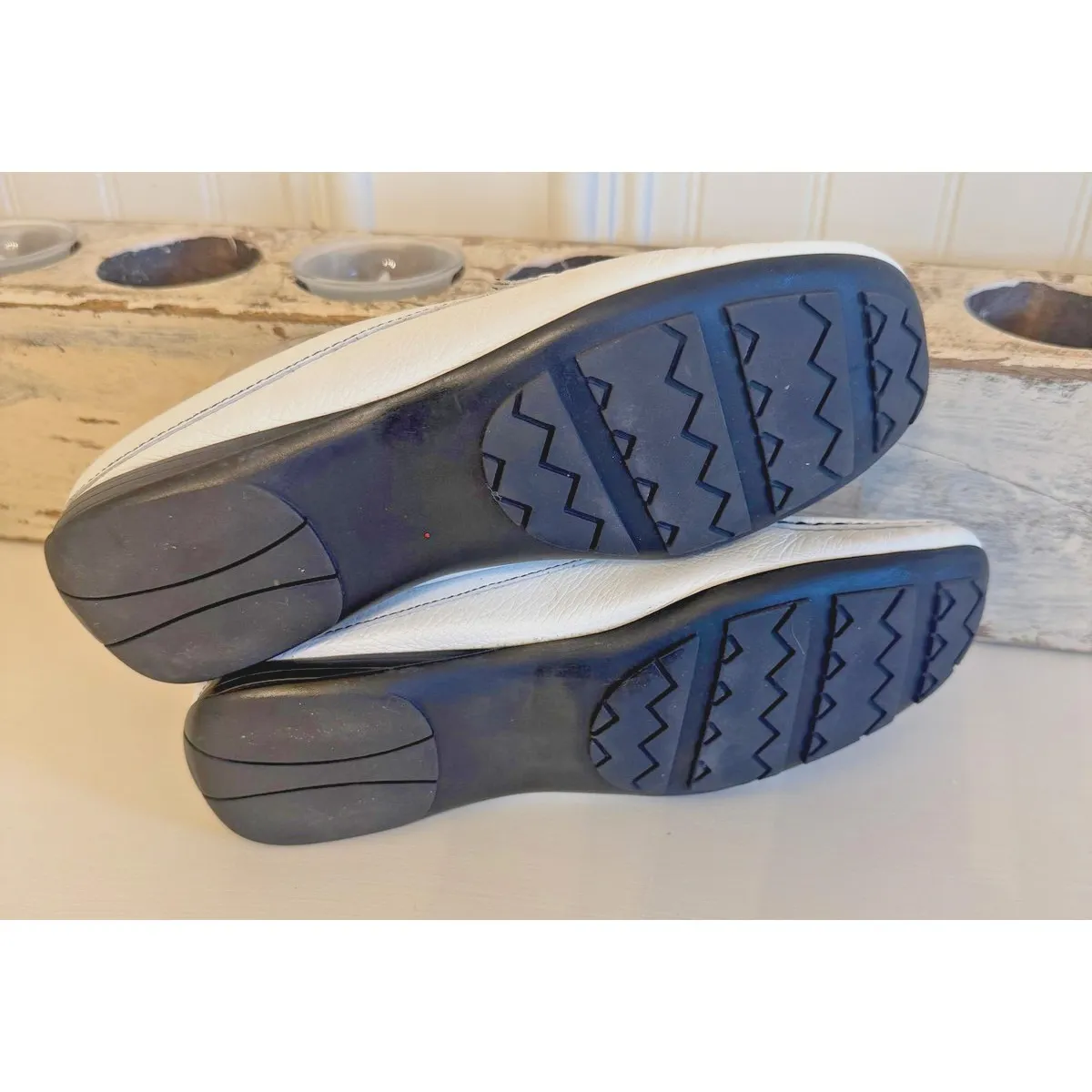 Etienne Aigner Willow Shoes Womens Size 7 White Leather Loafer Mules Flat Slide - Image 4