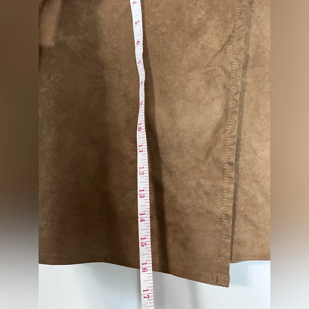 HOLLISTER Ultra Hi Rise Suede Wrap Mini Skirt Side Buckle Women’s Sz Small EUC - Image 4
