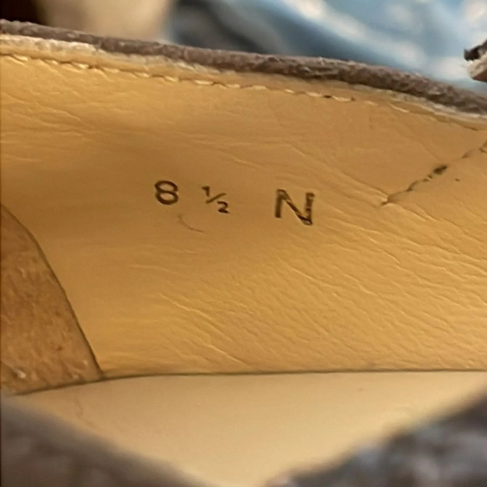 Amalfi by Rangoni Taupe Brown Suede Leather Wedge Mary Jane Shoe Womens 8.5N Size 8.5 - Image 4