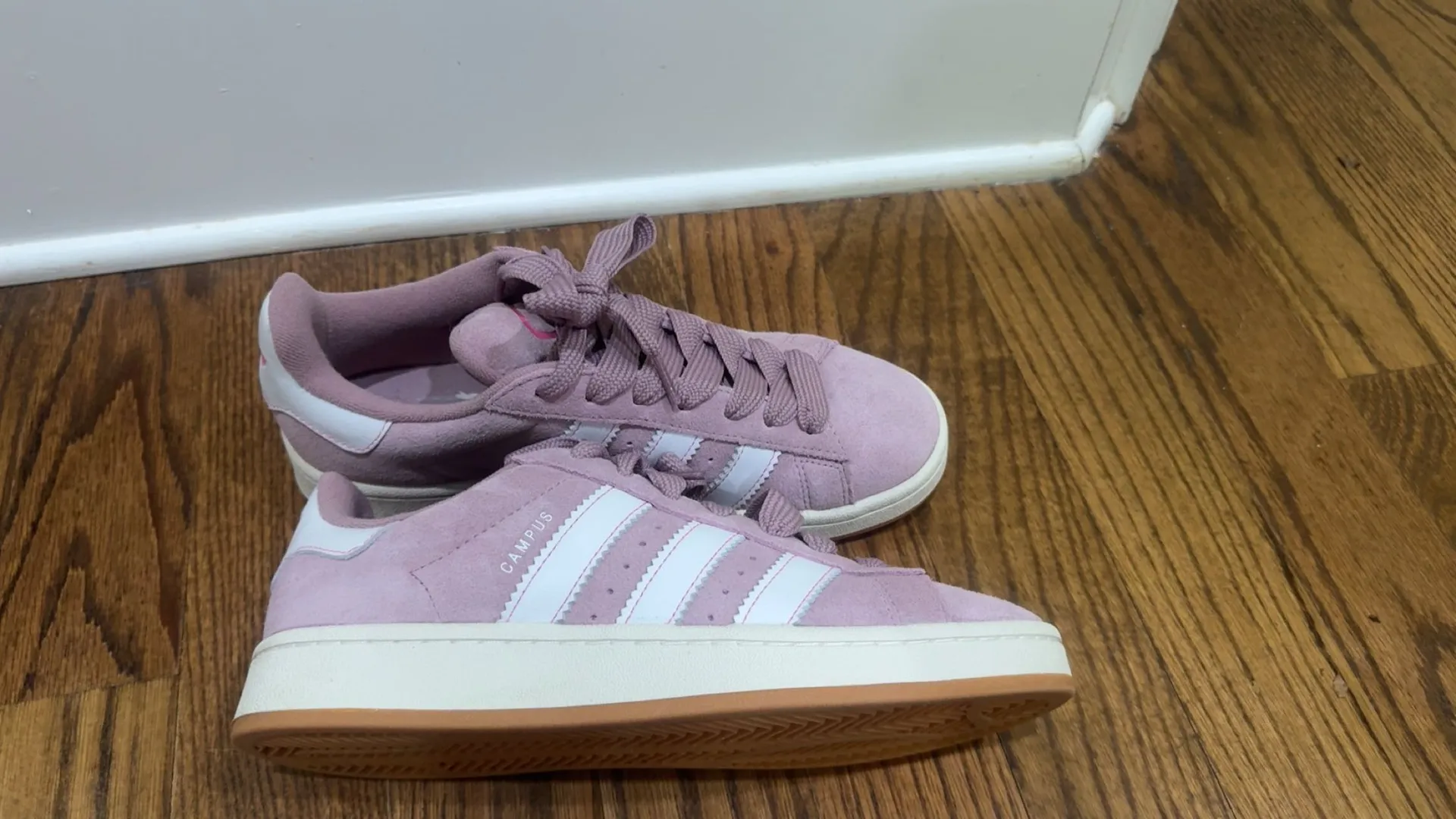 Pink Adidas Campus - Image 2