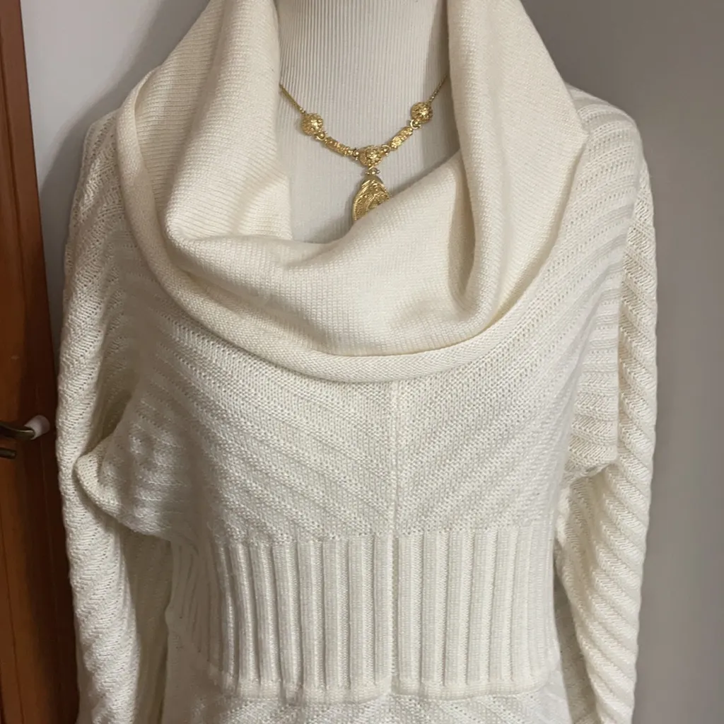 Cupio cream color sweater - Image 2