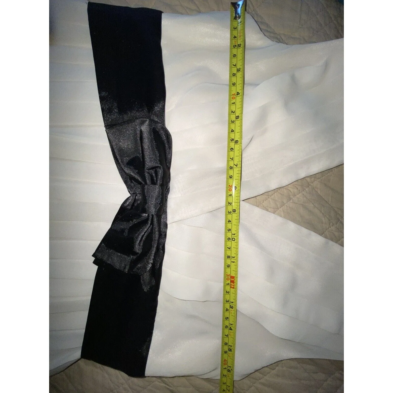 Max and Cleo Formal  Cocktail Beige/Black Sheer V-Neck Cut Dress Fully Lined - Image 14