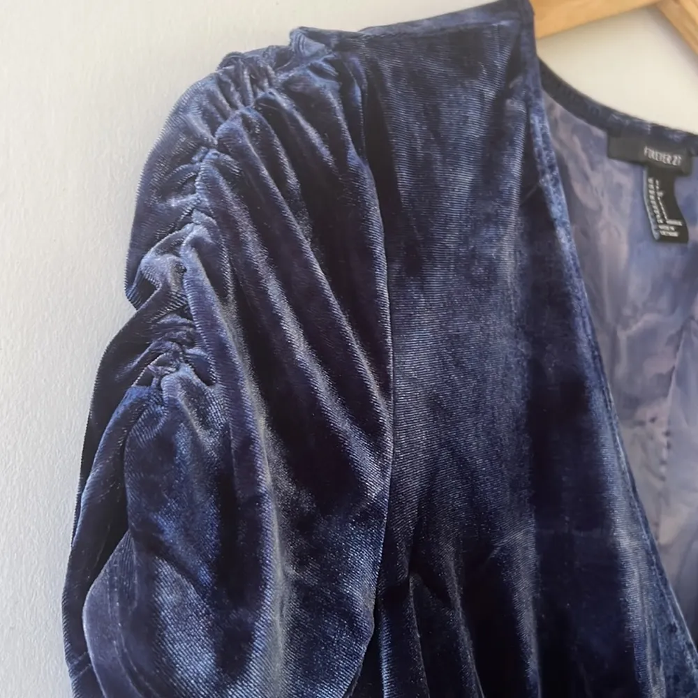 Forever 21 Wrap dress Velvet tie dye purple blue S - Image 3