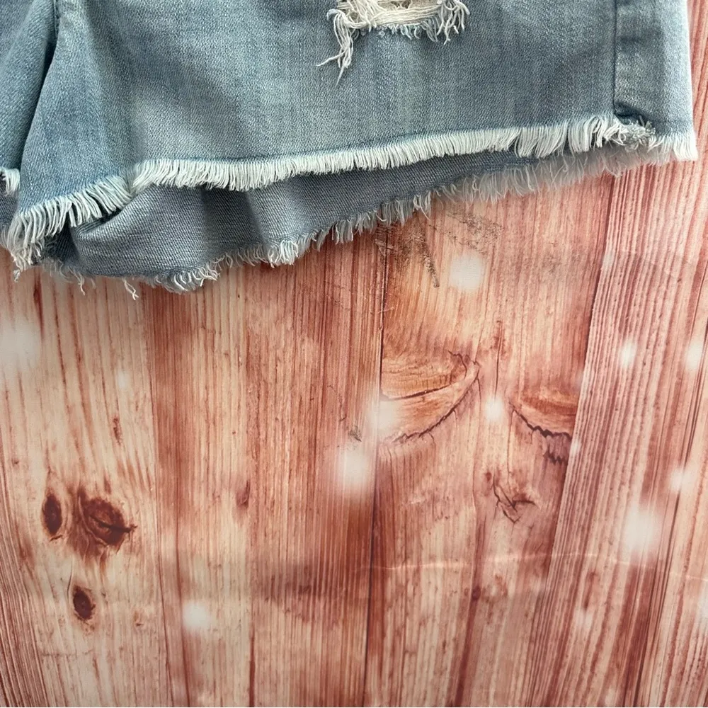 Aerie Lightwash Pull On Frayed Hem Distressed Shorts - Image 5