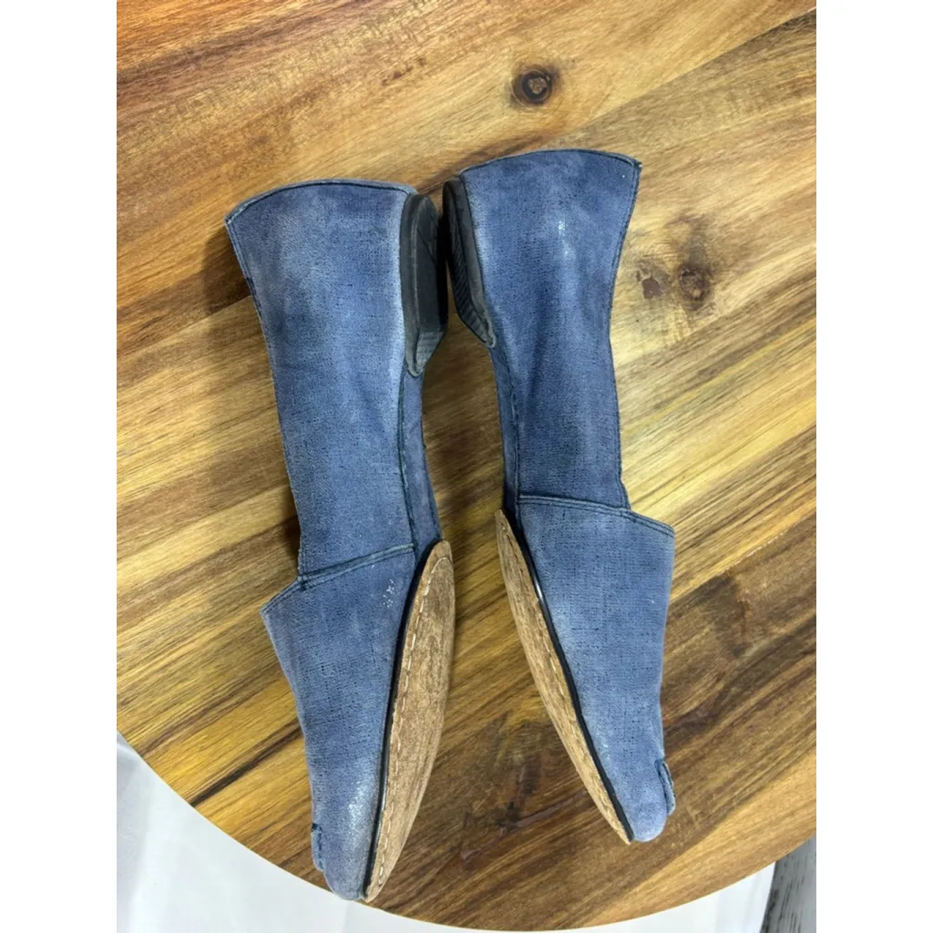 Women's Donald Pliner Blue Silver Shimmer Suede Flats Size 8 - Image 7