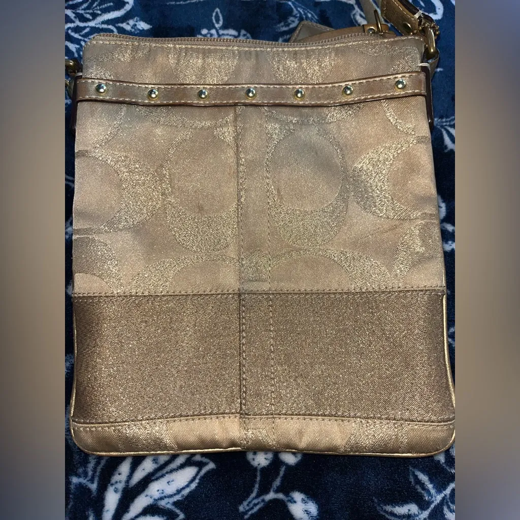 Coach Limited Edition Cursive Creed Shimmer Gold Studs Swingpack Crossbody - Image 5