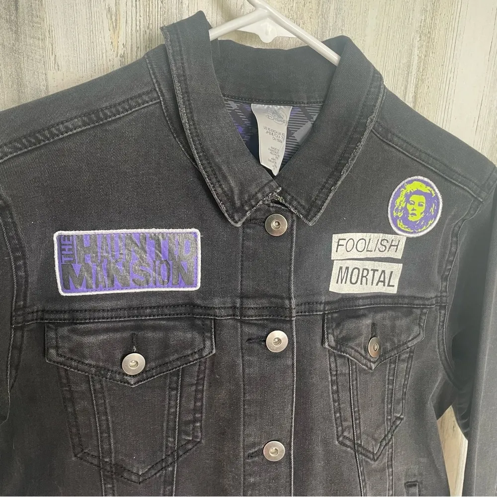 Disney Trucker Jacket Haunted Mansion Madame Leota Denim Jean Halloween size XS - Image 3