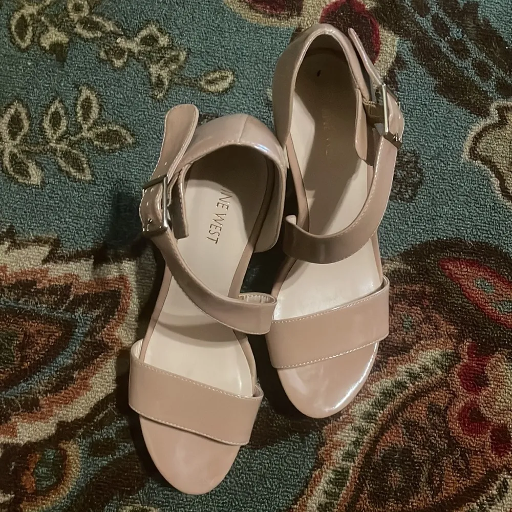 Nine West wedge heels size 9 - Image 6