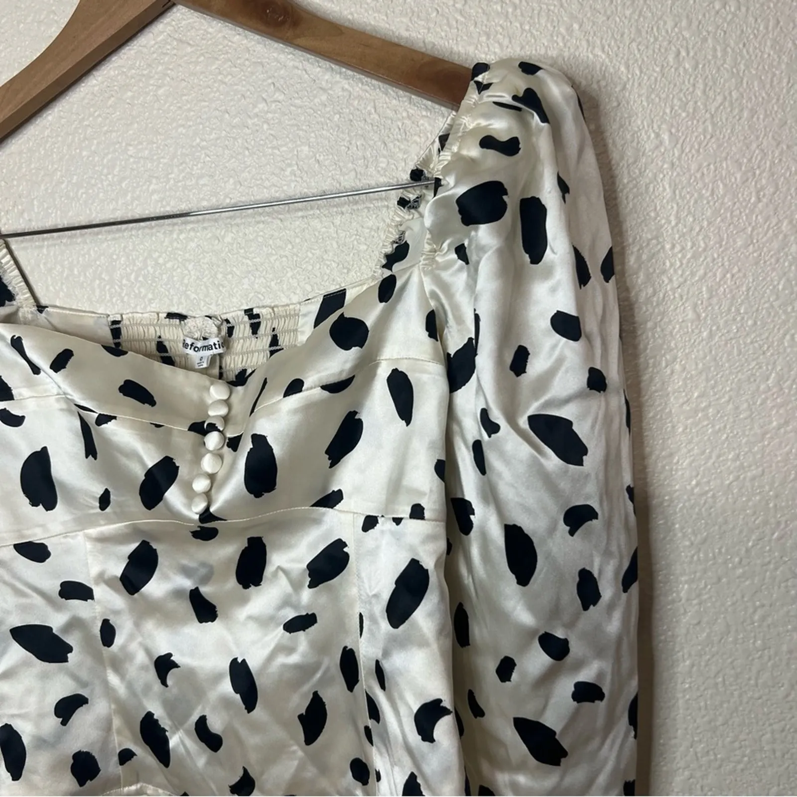 Reformation Reign satin long sleeve cropped blouse in ink blot NEW 0 - Image 4