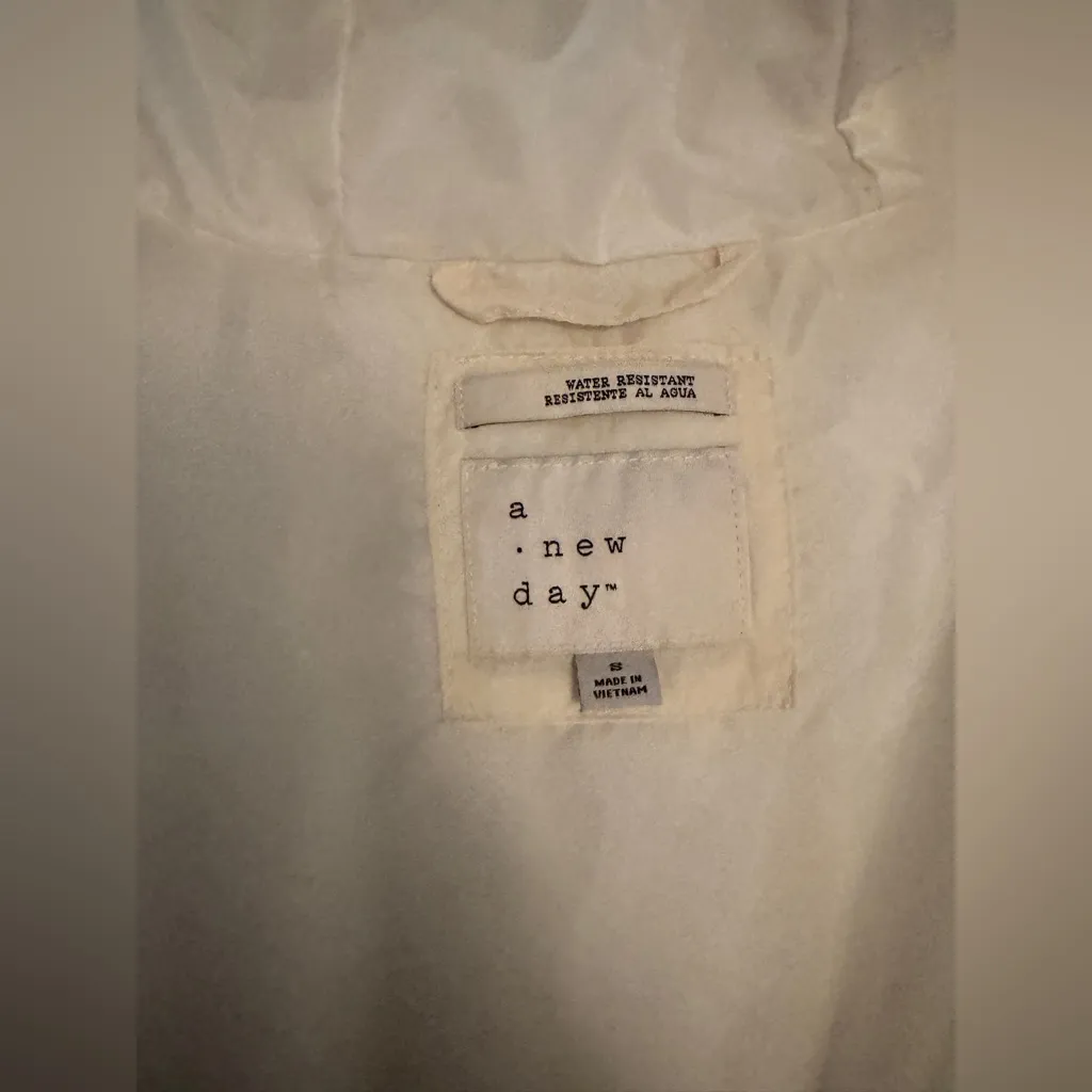 A New Day  Woman’s Puffer Jacket Size Small - Image 12