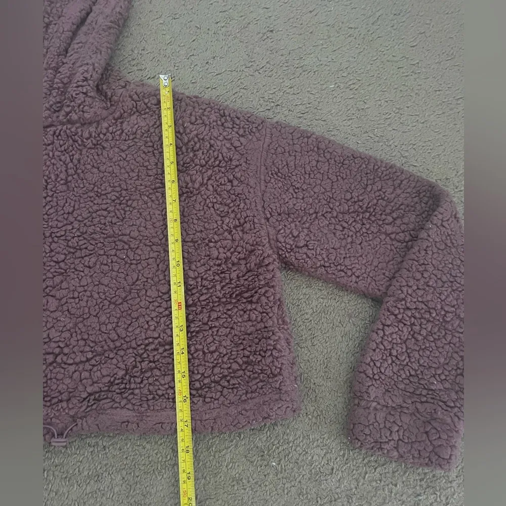 Active USA Sherpa Faux Fur Teddy Cropped Hoodie Sweatshirt - Image 8