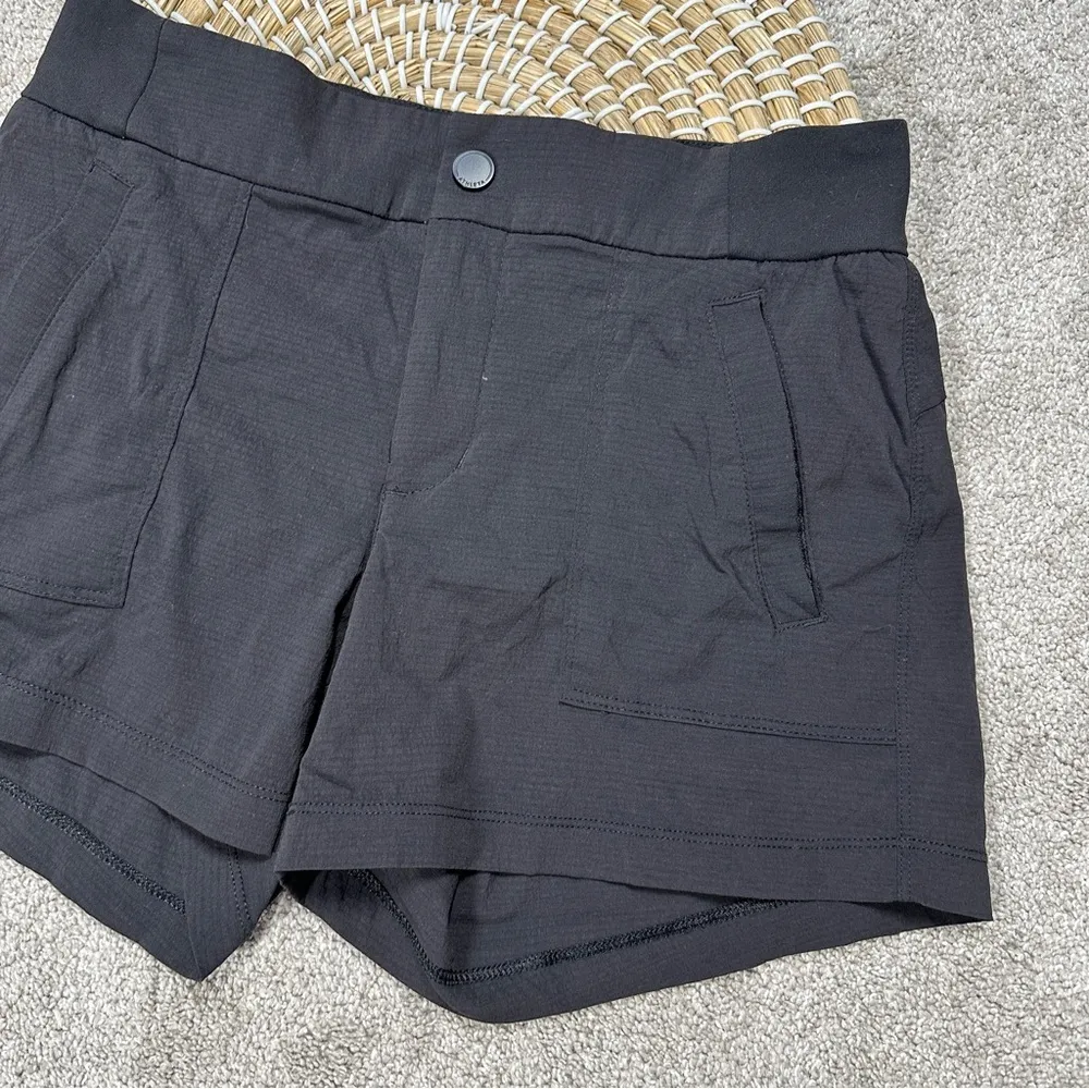 Athleta Trekkie Shorts 4” Nylon Outdoor Utility Hiking  Outdoor in Black Size 2 - Image 6