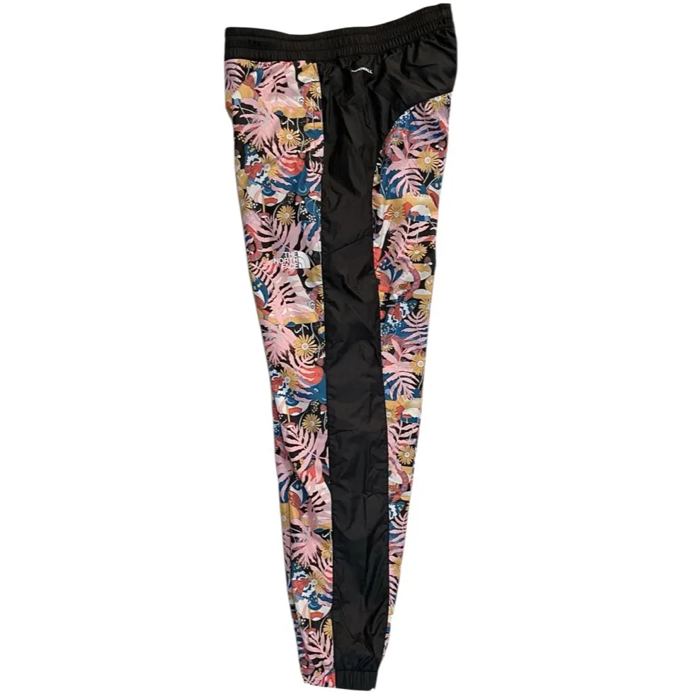 The North Face Hydrenaline Windwall Multicolor Printed Joggers w/Pockets Small - Image 9
